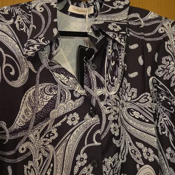 NWT B&W paisley long sleeve Button Down shirt Size Lg. - Picture 2 of 2